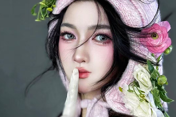 临沂学化妆师年龄多大合适