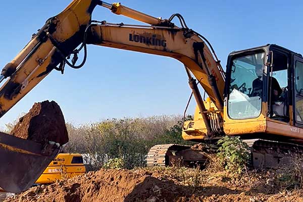 济南挖掘机培训学校招生简章2025